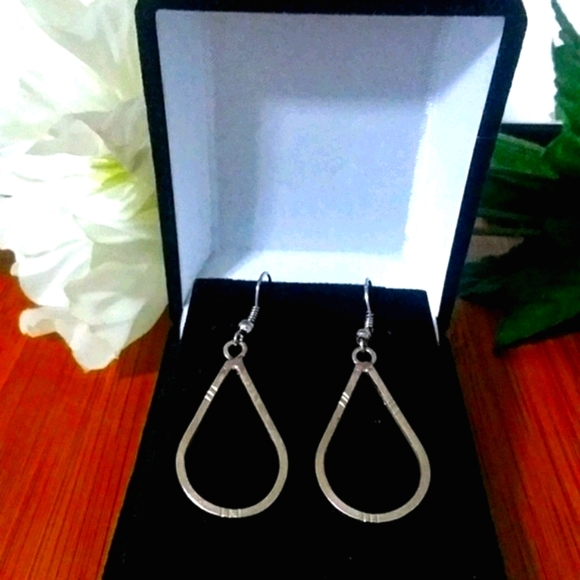 1PR Authentic African Tuareg Silver Earrings Set - Picture 2 of 2